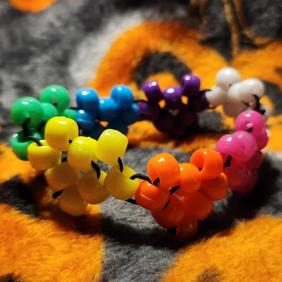 Heart kandi bracelet - Picture 2 of 4